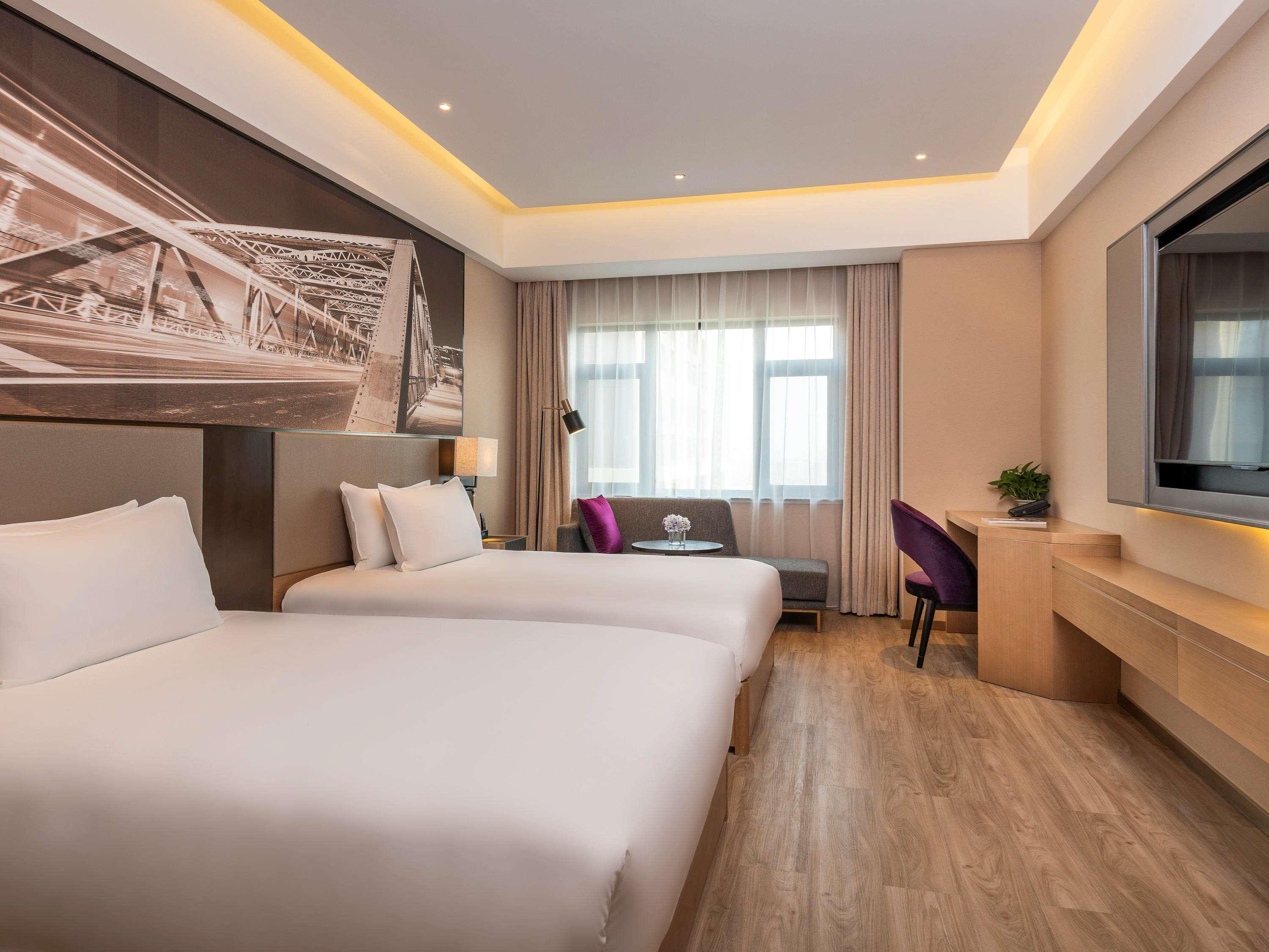 Mercure Shanghai Jiuting Exterior photo