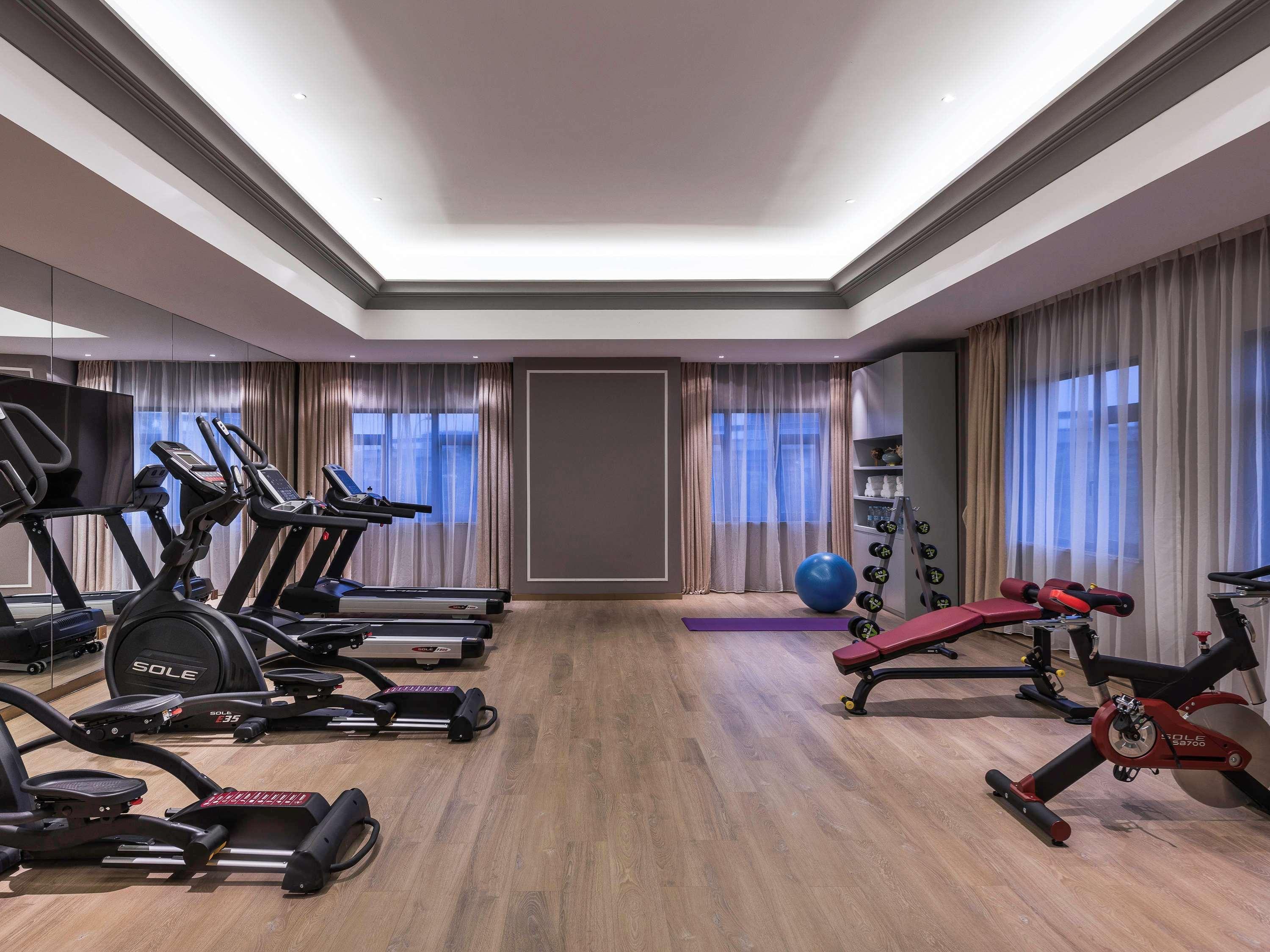 Mercure Shanghai Jiuting Exterior photo