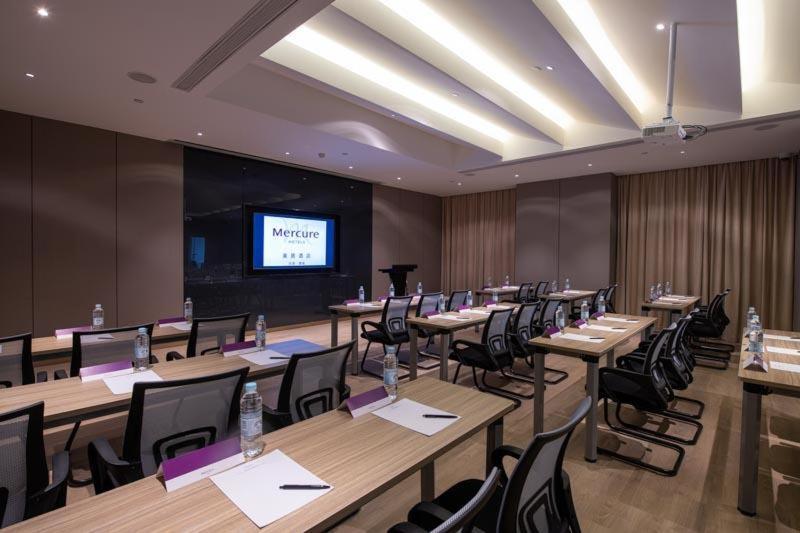 Mercure Shanghai Jiuting Exterior photo