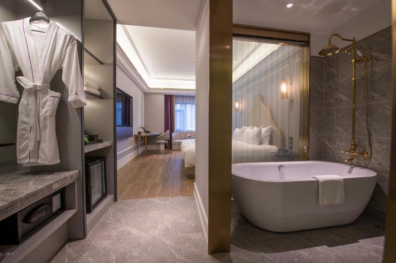 Mercure Shanghai Jiuting Exterior photo